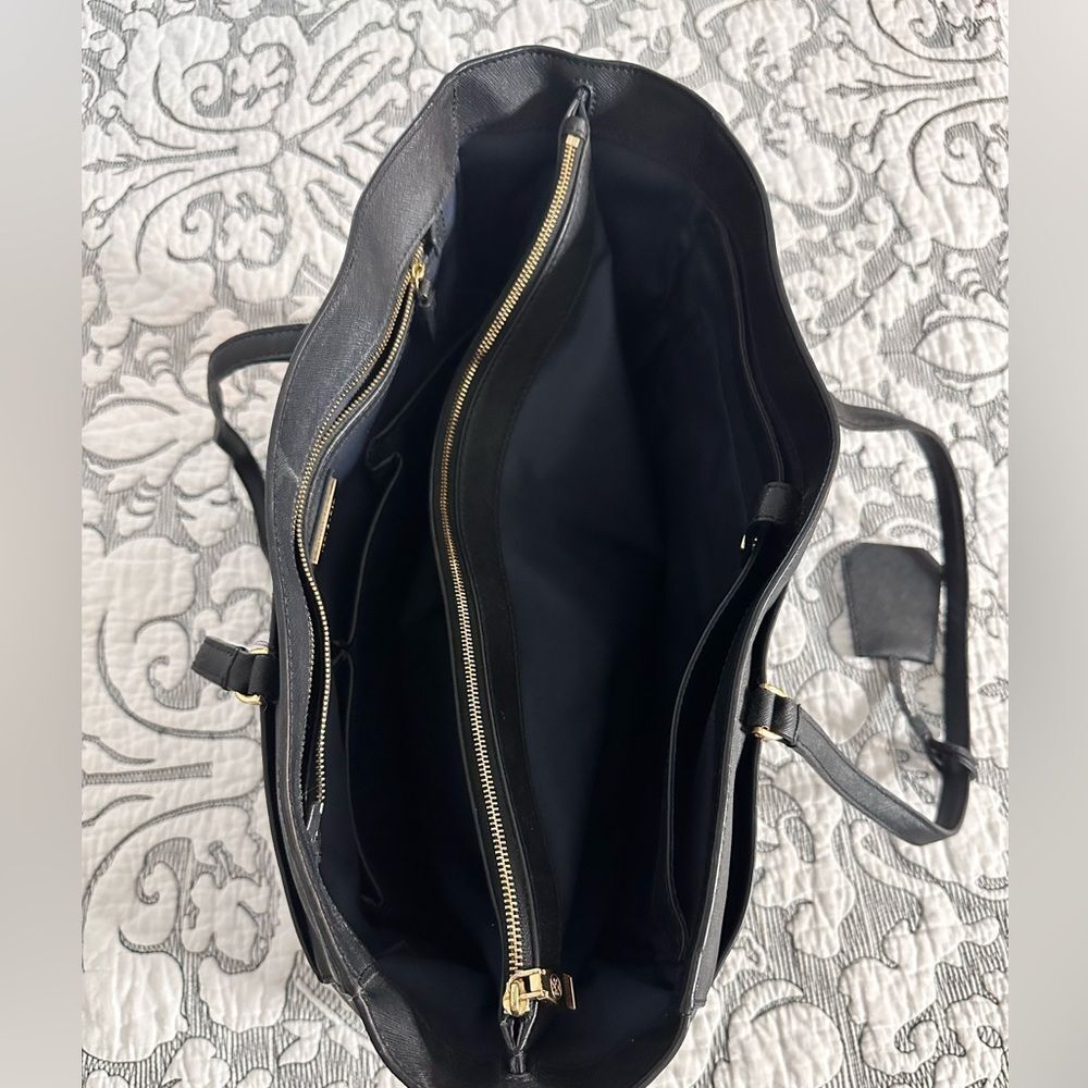 TORY BURCH ROBINSON TOTE BAG Black - Picture 6 of 13